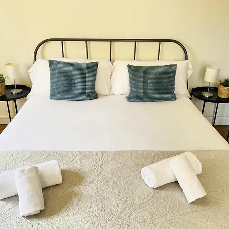 Sancho El Sabio Apartamento *