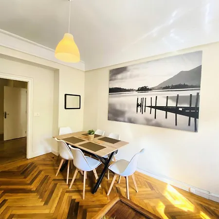 Apartamento Sancho El Sabio *