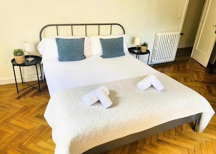 Sancho El Sabio شقة