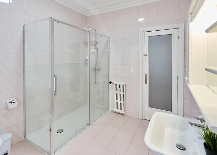 Sancho El Sabio Апартаменти *